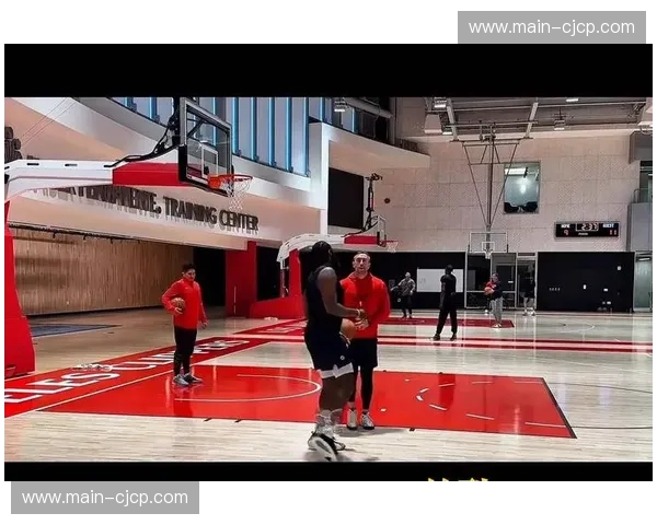 阿特金森战术管理因哈登解放 后者参与度与领导力获教练盛赞