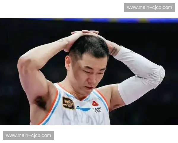 高诗岩撕咬式防守战术角色 领防对方核心后卫限制发起